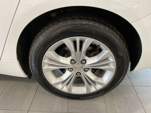 Used 2014 Chevrolet Impala LT image 8