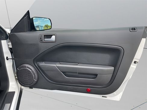 Used 2009 Ford Mustang Shelby GT500 image 31