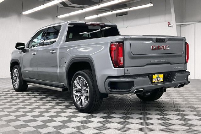 Used 2023 GMC Sierra 1500 Denali w/ Denali Reserve Package AWD/4WD image 2
