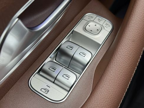 New 2026 Mercedes-Benz GLS 450 4MATIC image 23