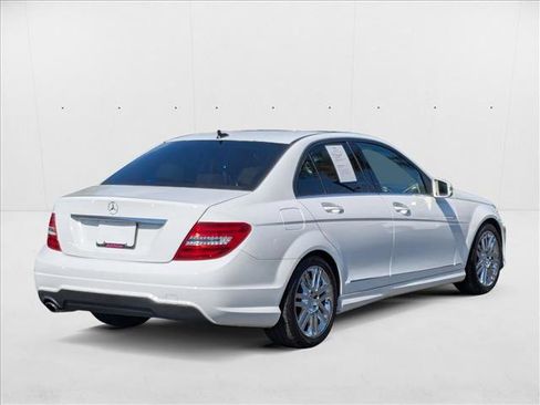 Used 2014 Mercedes-Benz C 250 Sedan image 5