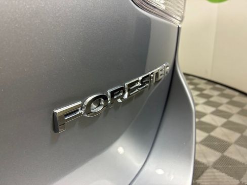 Used 2023 Subaru Forester Premium image 27