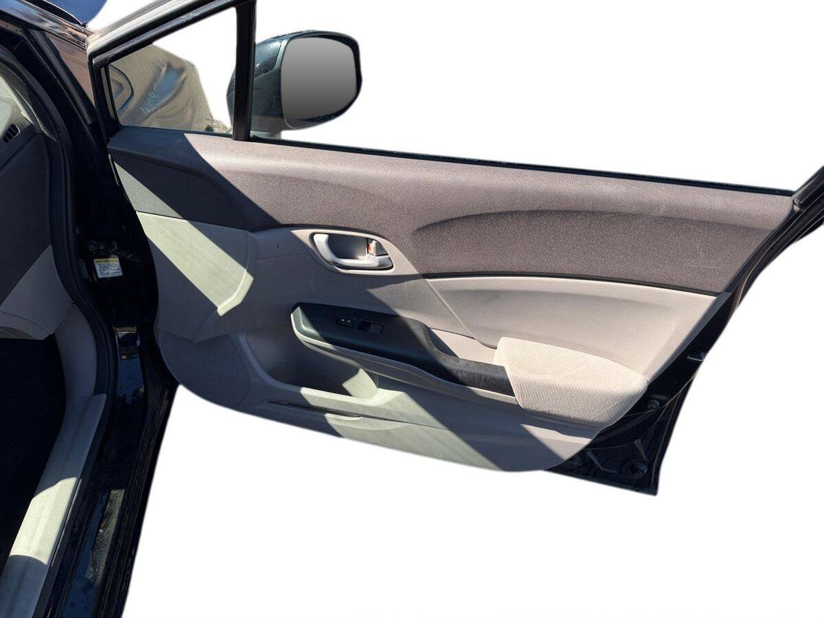 Used 2012 Honda Civic LX image 17