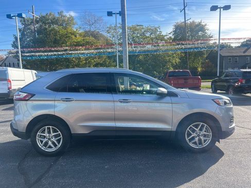 Used 2022 Ford Edge SEL w/ Convenience Package AWD/4WD image 5