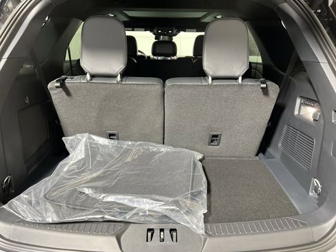 New 2026 Ford Explorer ST w/ Sun And Sound Package image 27