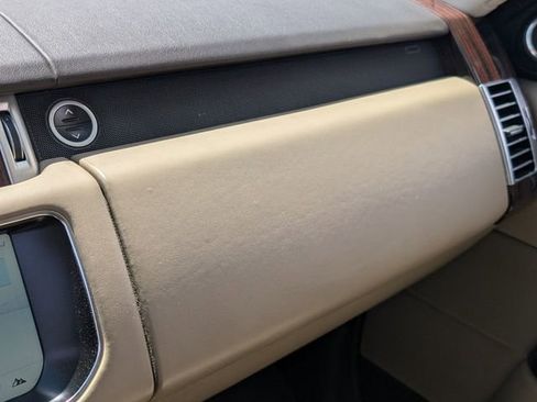 Used 2017 Land Rover Range Rover HSE image 31