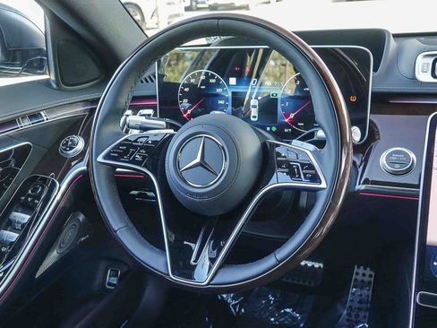New 2026 Mercedes-Benz S 580 4MATIC Sedan image 14