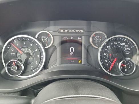 New 2026 RAM 1500 4x4 Crew Cab image 10