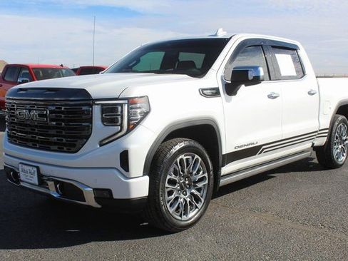 Used 2024 GMC Sierra 1500 Denali Ultimate AWD/4WD image 8