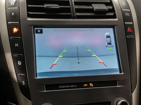 Used 2019 Lincoln MKZ Premiere FWD image 16