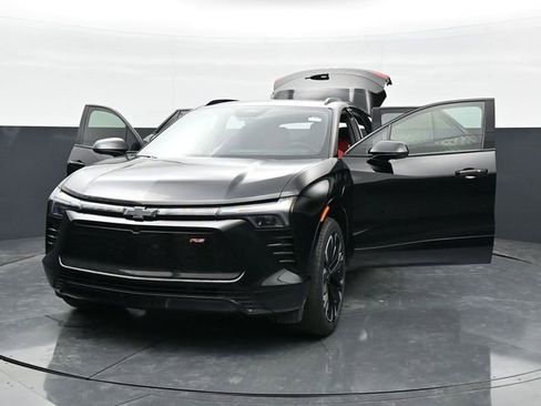 Used 2024 Chevrolet Blazer EV RS AWD/4WD image 43