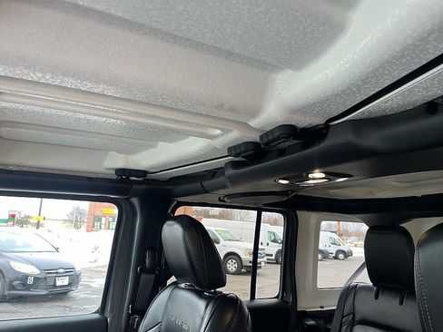 Used 2020 Jeep Wrangler Unlimited Sahara w/ Dual Top Group image 26