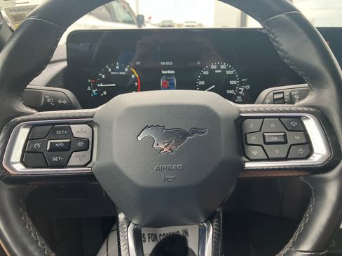 Used 2025 Ford Mustang Premium RWD image 15