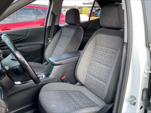 Used 2024 Chevrolet Equinox LT image 9