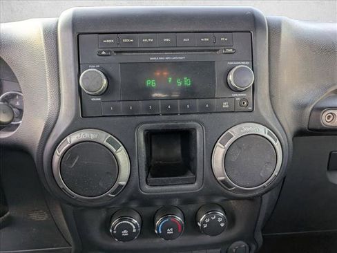 Used 2013 Jeep Wrangler Sport image 13