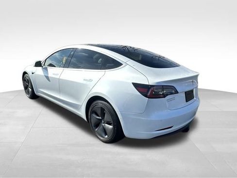 Used 2019 Tesla Model 3 Standard Range Plus image 6