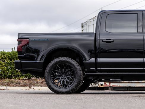 New 2025 Ford F150 Lightning Platinum image 23