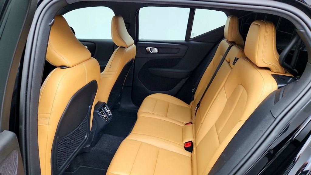 Used 2019 Volvo XC40 T5 Momentum AWD/4WD image 20