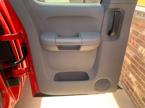 Used 2008 Chevrolet Silverado 2500 W/T image 20