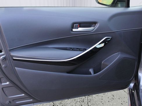 Certified 2025 Toyota Corolla XSE FWD image 45