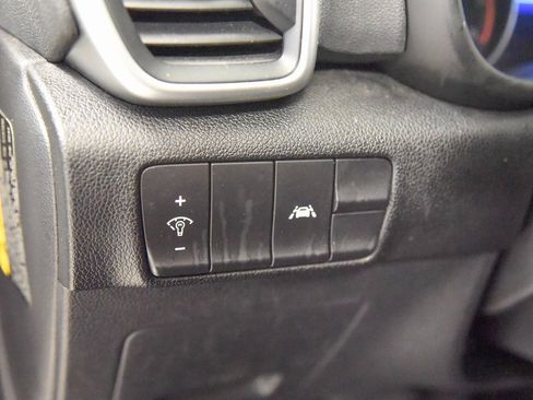 Used 2021 Kia Sportage LX image 16