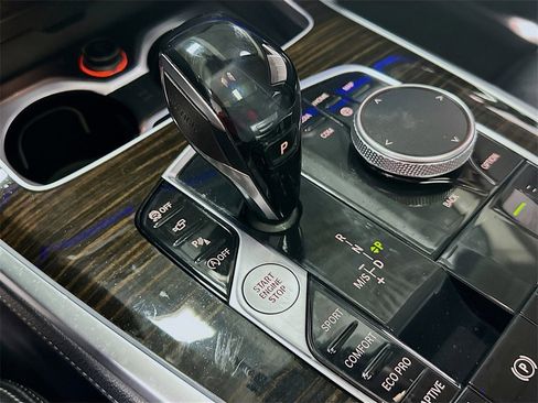 Used 2019 BMW X7 xDrive50i w/ Premium Package image 18