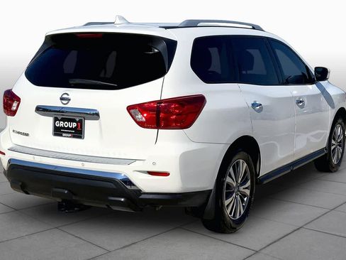 Used 2020 Nissan Pathfinder S FWD image 13