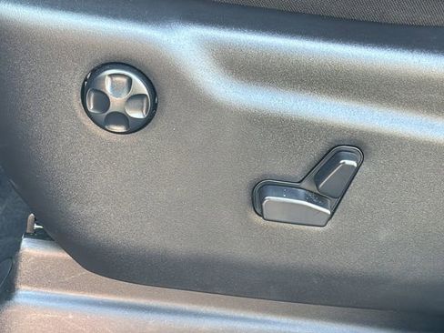 Used 2023 Dodge Durango GT image 20