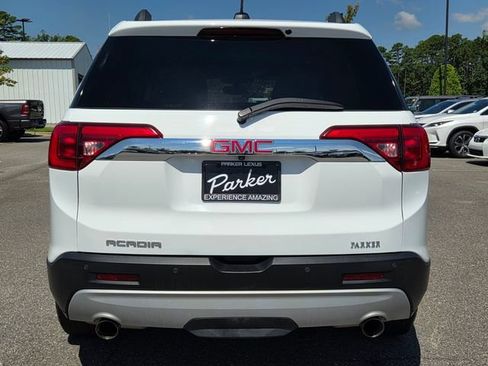 Used 2018 GMC Acadia SLT FWD image 4