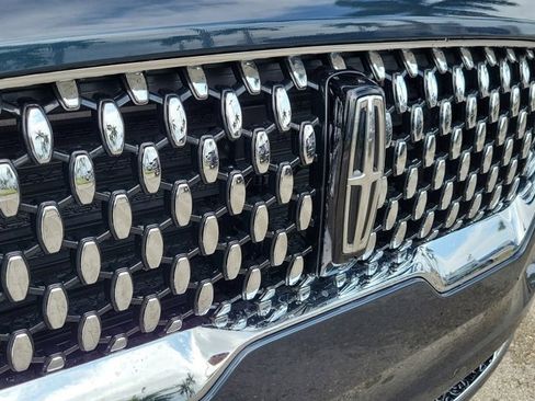 Certified 2022 Lincoln Corsair Reserve w/ Equipment Group 201A image 7