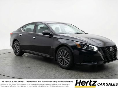 Used 2025 Nissan Altima 2.5 SV