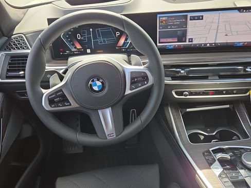 New 2026 BMW X7 xDrive40i w/ M Sport Package AWD/4WD image 38
