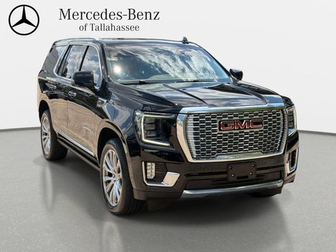 Used 2023 GMC Yukon Denali AWD/4WD image 3