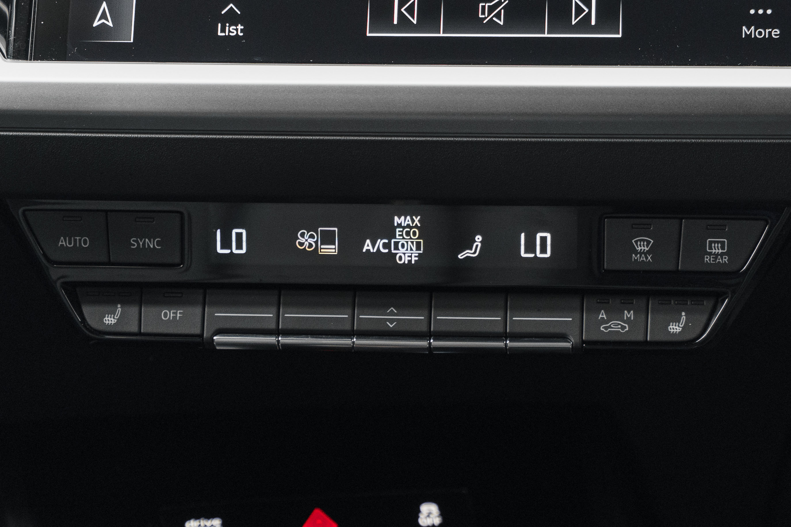 Used 2024 Audi Q4 e-tron Premium Plus w/ Premium Plus AWD/4WD image 10