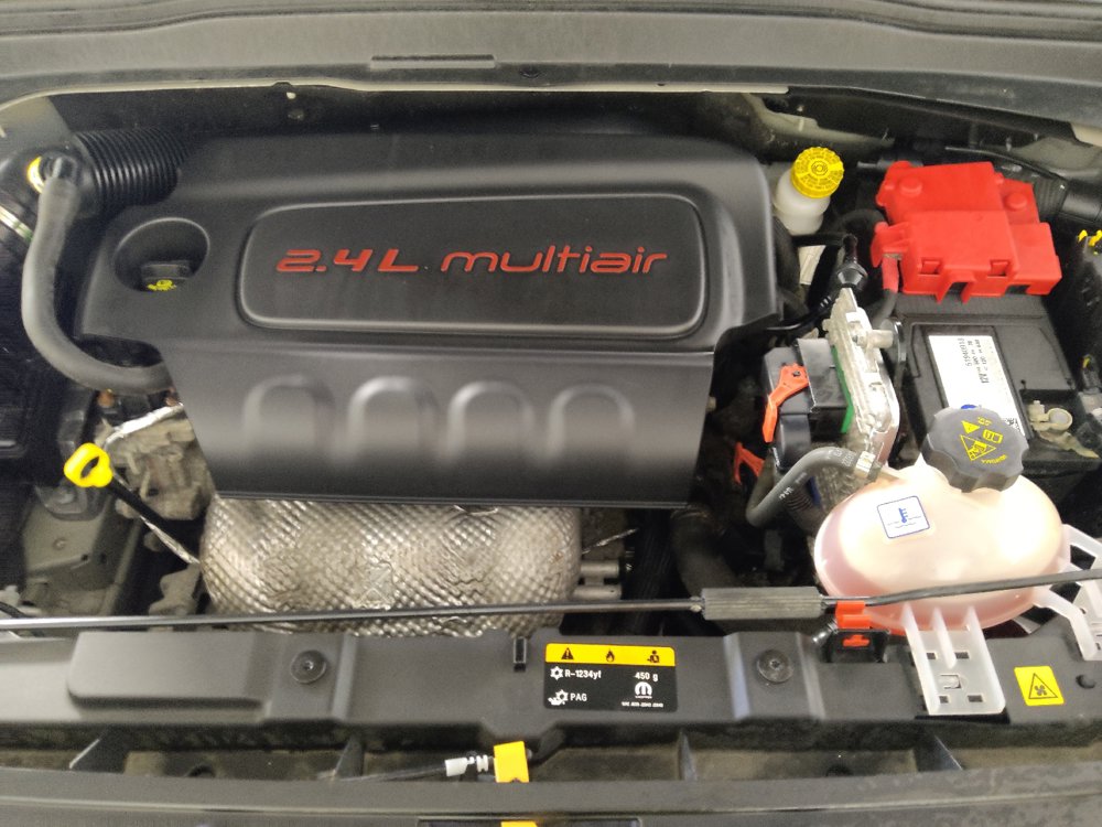 Used 2021 Jeep Renegade Latitude FWD image 30
