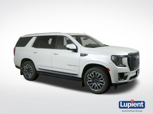 Used 2024 GMC Yukon Denali Ultimate AWD/4WD image 1