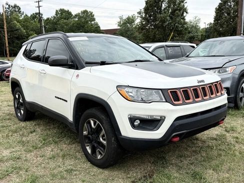 Used 2018 Jeep Compass Trailhawk AWD/4WD image 1