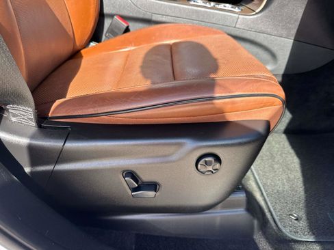 Certified 2015 Jeep Grand Cherokee Summit w/ Trailer Tow Group IV image 12