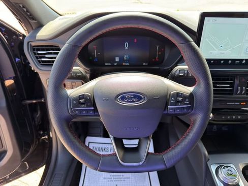 Used 2025 Ford Escape ST-Line w/ Equipment Group 301A FWD image 35