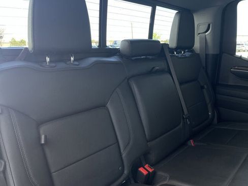 Used 2023 Chevrolet Silverado 1500 LT Trail Boss w/ LT Trail Boss Premium Package AWD/4WD image 29