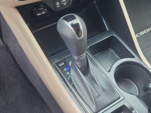 Used 2018 Hyundai Tucson SE image 20