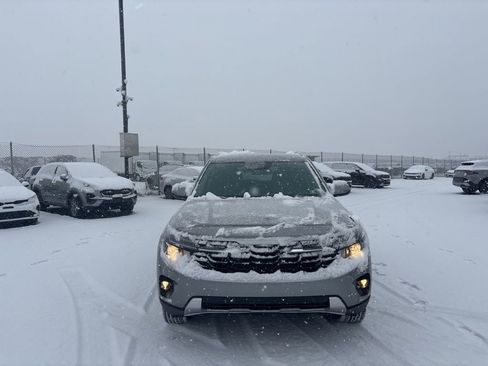 Certified 2024 Kia Seltos S image 9