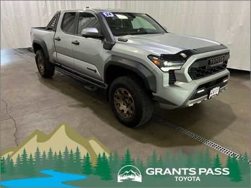 Used 2024 Toyota Tacoma 4x4 Double Cab Hybrid image 1