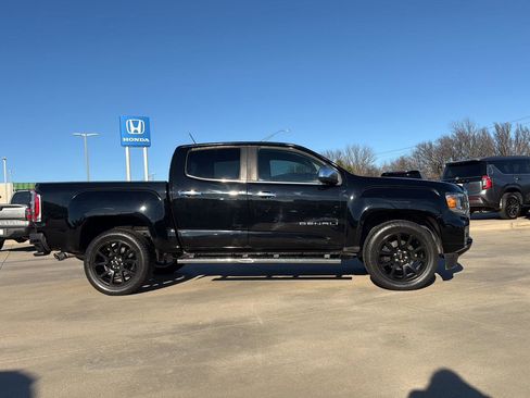 Used 2022 GMC Canyon Denali image 5