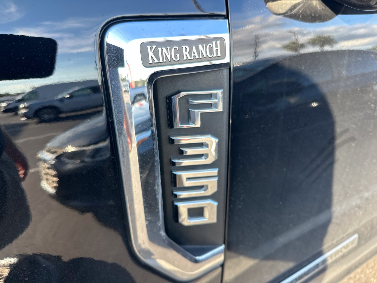 Used 2018 Ford F350 King Ranch w/ King Ranch Ultimate Package AWD/4WD image 8