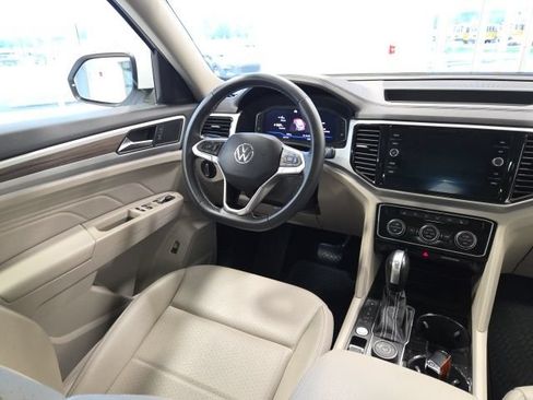 Certified 2021 Volkswagen Atlas SEL AWD/4WD image 22