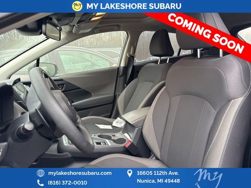 Used 2025 Subaru Crosstrek 2.0i Premium image 11