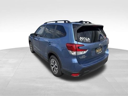 Used 2024 Subaru Forester Premium AWD/4WD image 6