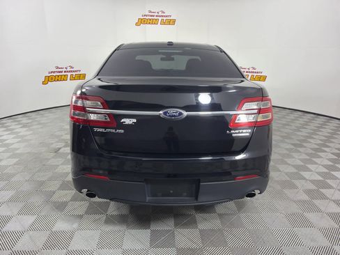 Used 2016 Ford Taurus Limited image 4