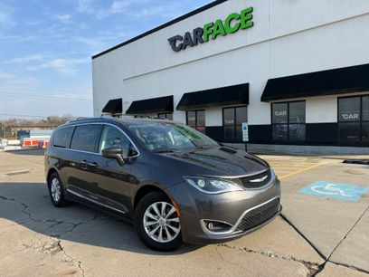 Used 2018 Chrysler Pacifica Touring-L Plus